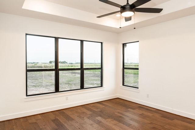 15805 County Road 268, East Bernard, TX 77435