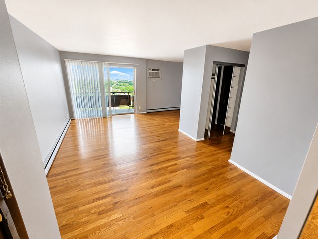 336 Lathrop Avenue 604, Forest Park, IL 60130
