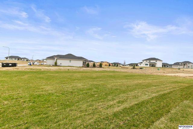 20976 Ogden Street, Elkhorn, NE 68022