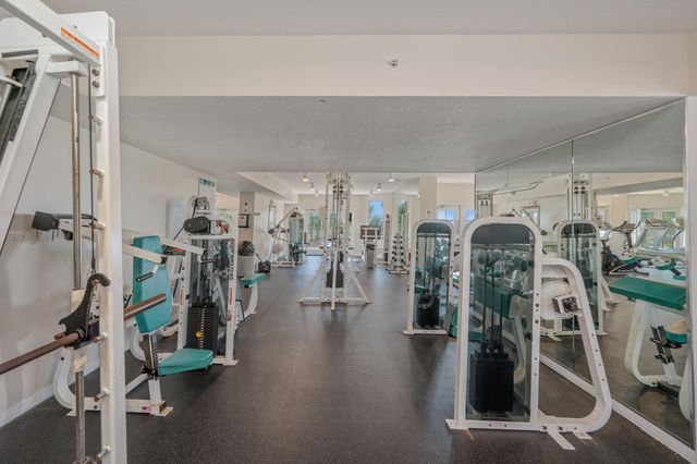 1517 SE Miracle Strip Parkway 403, Fort Walton Beach, FL 32548