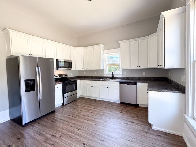 203 College St, Portland, TN 37148