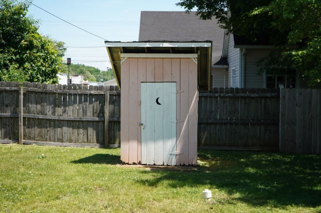 203 College St, Portland, TN 37148