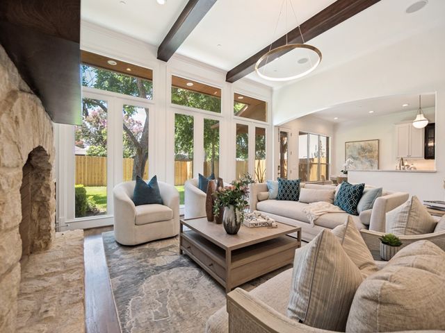 6704 Northwood Road, Dallas, TX 75225