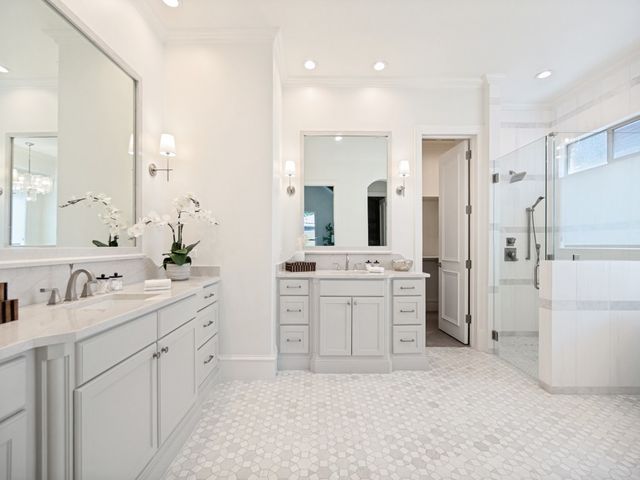 6704 Northwood Road, Dallas, TX 75225