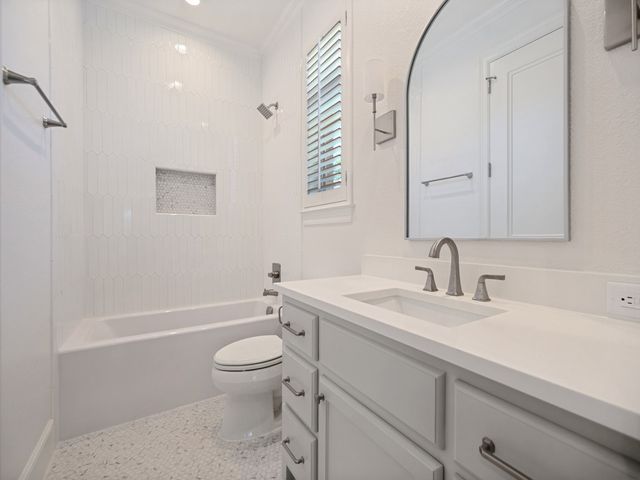 6704 Northwood Road, Dallas, TX 75225