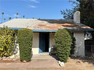 1122 N San Gabriel, Azusa, CA 91702