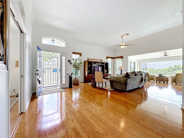 6042 TOPSAIL ROAD, Lady Lake, FL 32159