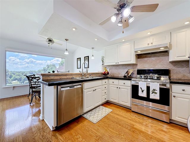 6042 TOPSAIL ROAD, Lady Lake, FL 32159