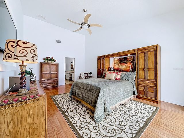 6042 TOPSAIL ROAD, Lady Lake, FL 32159