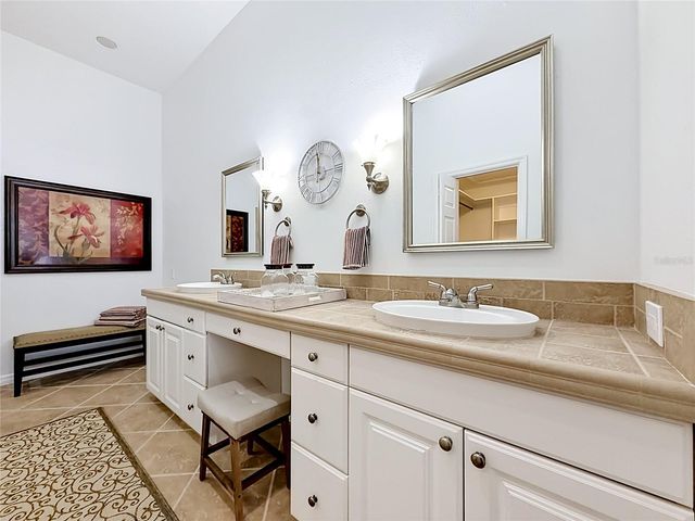 6042 TOPSAIL ROAD, Lady Lake, FL 32159