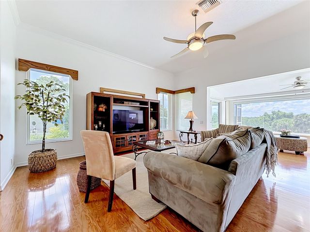 6042 TOPSAIL ROAD, Lady Lake, FL 32159