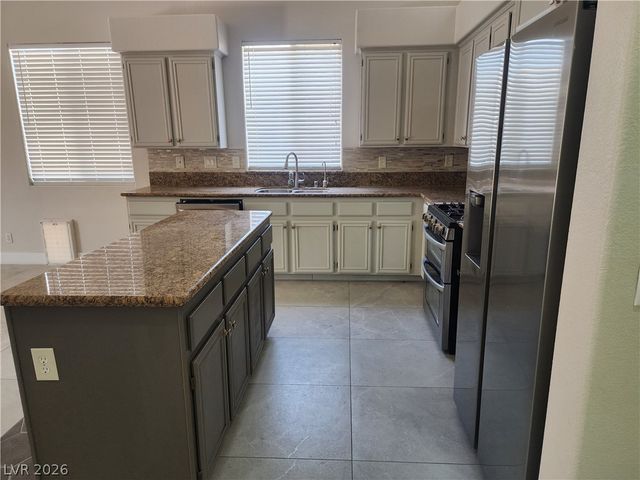 501 Short Crest Court, Henderson, NV 89052