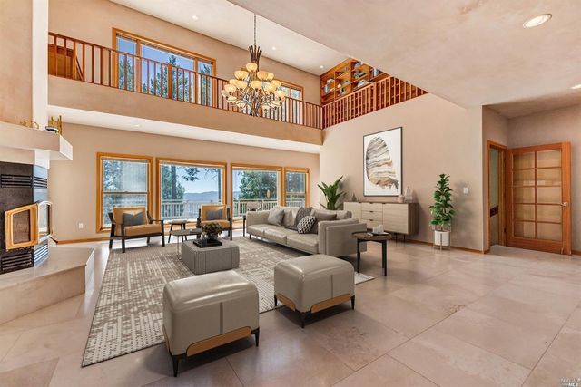 440 Cold Springs Rd, Angwin, CA 94508