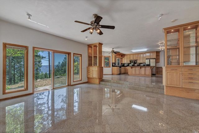 440 Cold Springs Rd, Angwin, CA 94508