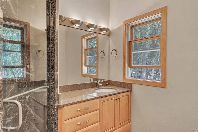 440 Cold Springs Rd, Angwin, CA 94508