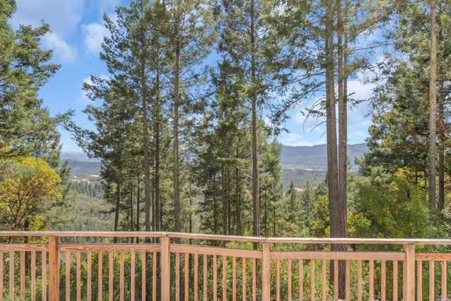 440 Cold Springs Rd, Angwin, CA 94508