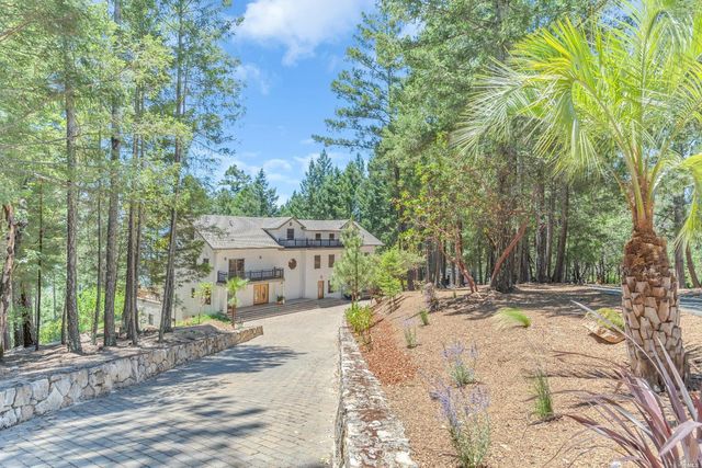 440 Cold Springs Rd, Angwin, CA 94508