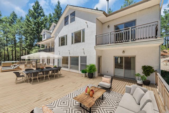 440 Cold Springs Rd, Angwin, CA 94508