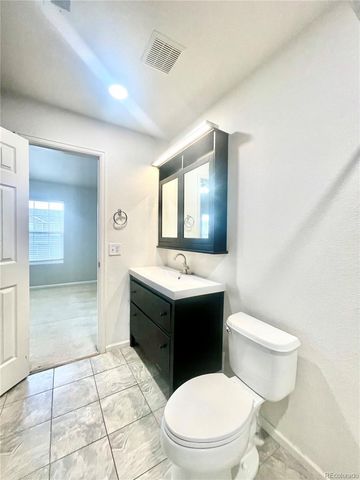 2146 Creekridge Point, Colorado Springs, CO 80910