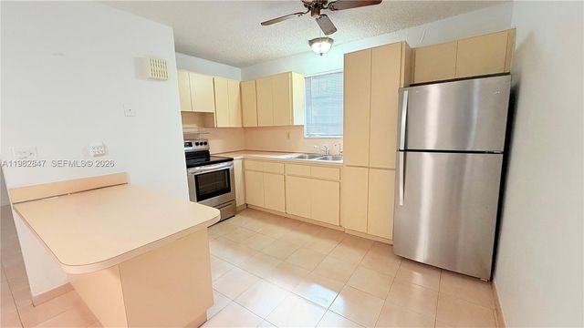 3165 W 2nd Ave 3165, Hialeah, FL 33012