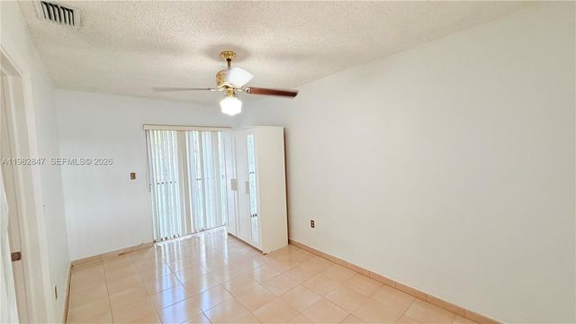 3165 W 2nd Ave 3165, Hialeah, FL 33012
