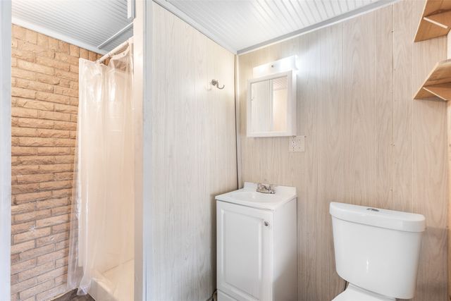 1808 W College Street, Sherman, TX 75092