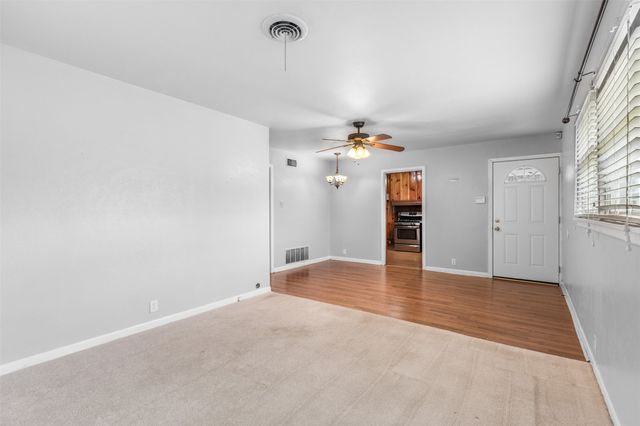 1808 W College Street, Sherman, TX 75092