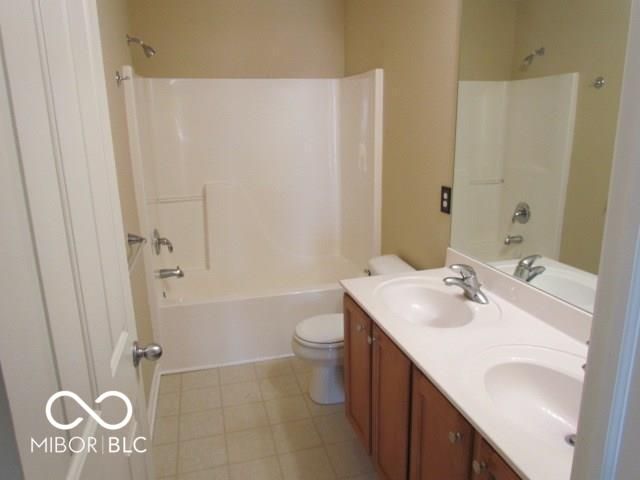 13951 Avalon Boulevard, Fishers, IN 46037