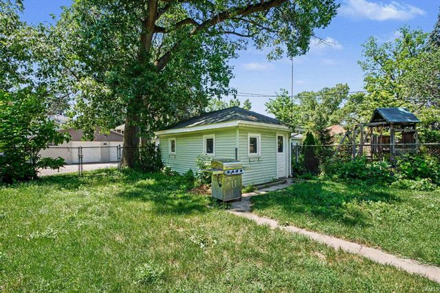427 Calhoun Street, Mishawaka, IN 46545