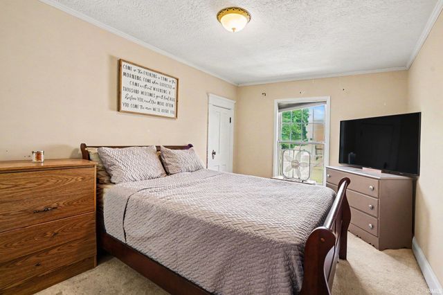 427 Calhoun Street, Mishawaka, IN 46545