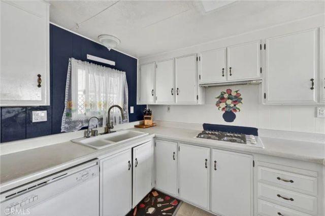 15621 Beach Blvd Spc 127, Westminster, CA 92683