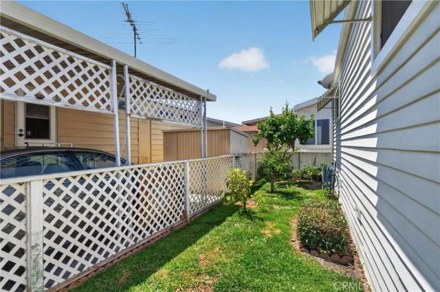 15621 Beach Blvd Spc 127, Westminster, CA 92683