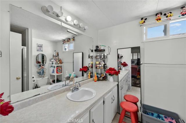15621 Beach Blvd Spc 127, Westminster, CA 92683