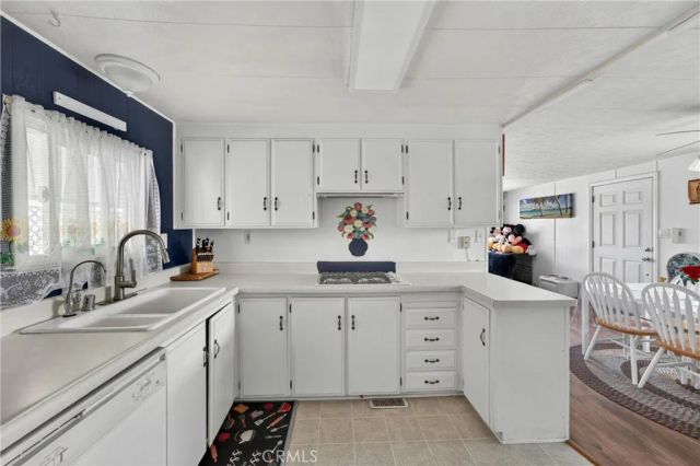 15621 Beach Blvd Spc 127, Westminster, CA 92683