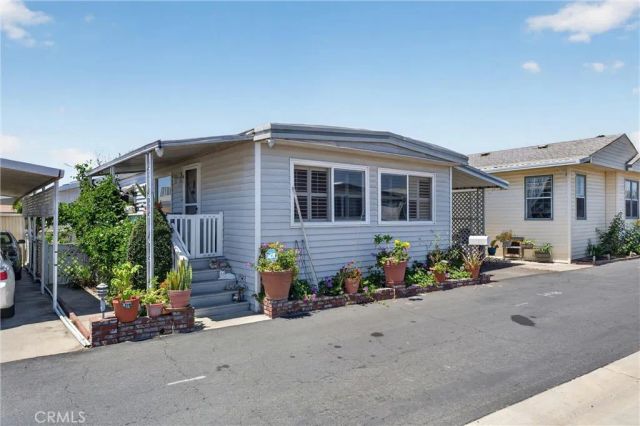 15621 Beach Blvd Spc 127, Westminster, CA 92683