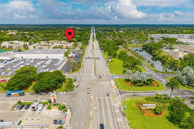 10425 SW 112th Ave 302, Miami, FL 33176