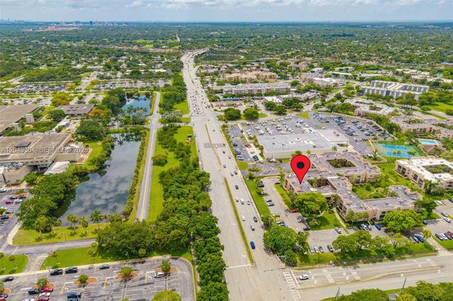 10425 SW 112th Ave 302, Miami, FL 33176