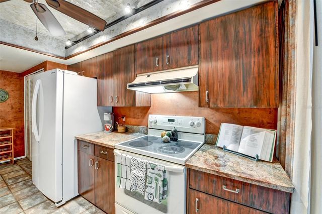 4610 SANDPOINTE DRIVE, New Port Richey, FL 34655