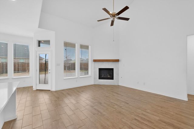 1505 Kurelek Drive, Little Elm, TX 75068