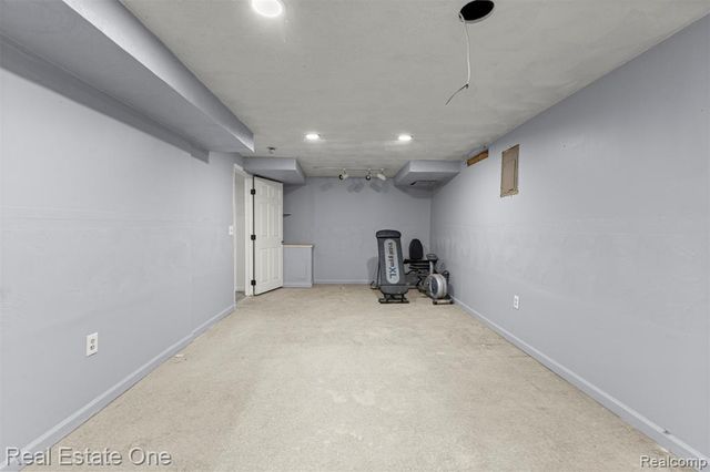 7985 Faircrest Drive, Ypsilanti, MI 48197