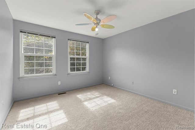 7985 Faircrest Drive, Ypsilanti, MI 48197