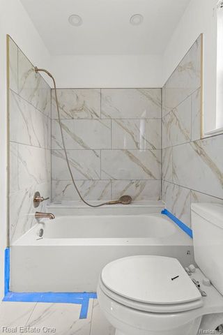 7985 Faircrest Drive, Ypsilanti, MI 48197