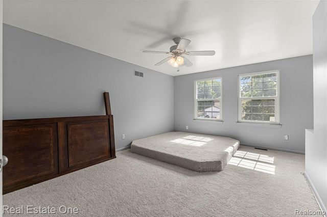 7985 Faircrest Drive, Ypsilanti, MI 48197