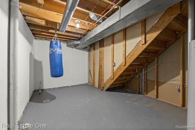 7985 Faircrest Drive, Ypsilanti, MI 48197