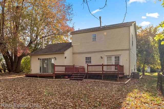 7985 Faircrest Drive, Ypsilanti, MI 48197