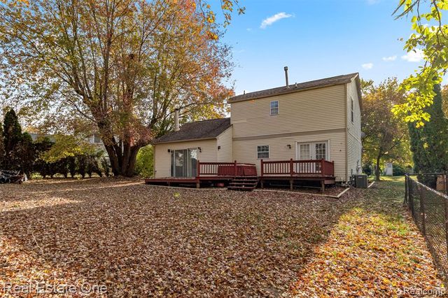 7985 Faircrest Drive, Ypsilanti, MI 48197