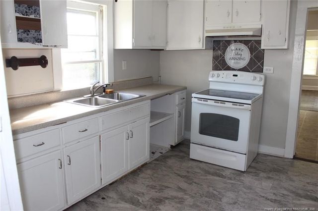 217 S Racepath Street, Fayetteville, NC 28301