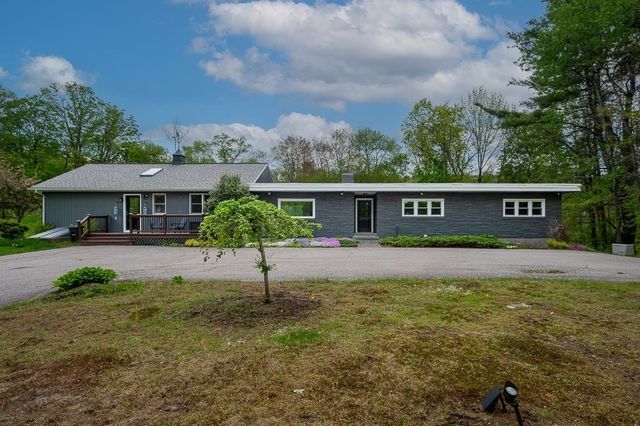 82 Central Tpke, Sutton, MA 01590