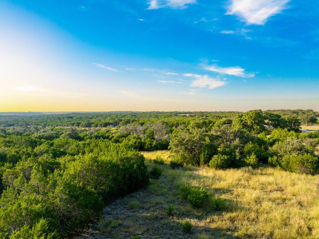 128 Private Road 142, Lampasas, TX 76550