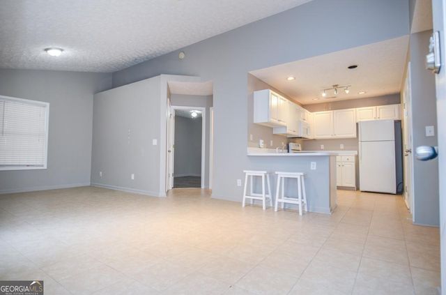 204 Chelsea Court, Woodstock, GA 30189